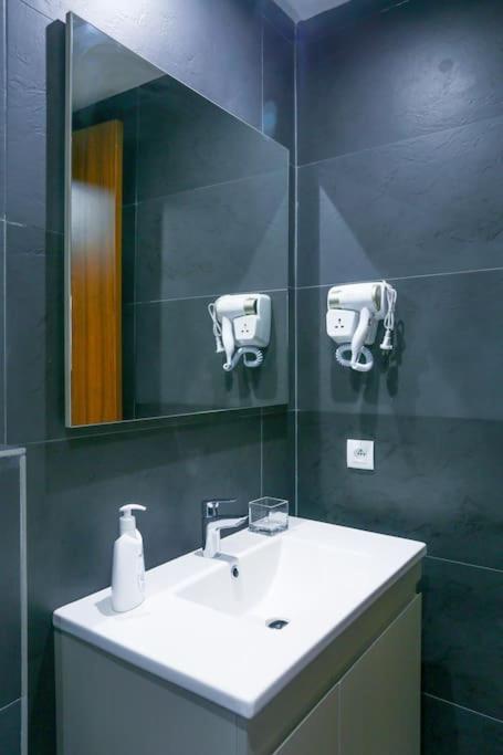 Waterloo Apartment
